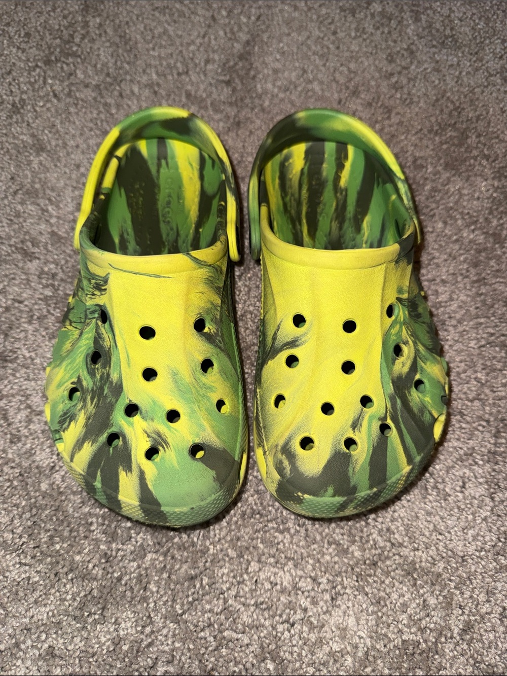 CROCS Kids Yellow & Green Swirl Clogs